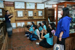 28. [30/08/60] นักศึกษาโปรแกรมวิชาการประถมศึกษา ชั้นปีที่ 4 รหัส 57 ศึกษาดูงานแหล่งเรียนรู้ทางวัฒนธรรม จังหวัดพิษณุโลก